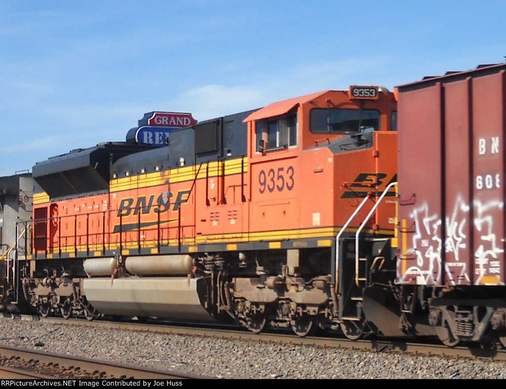 BNSF 9353